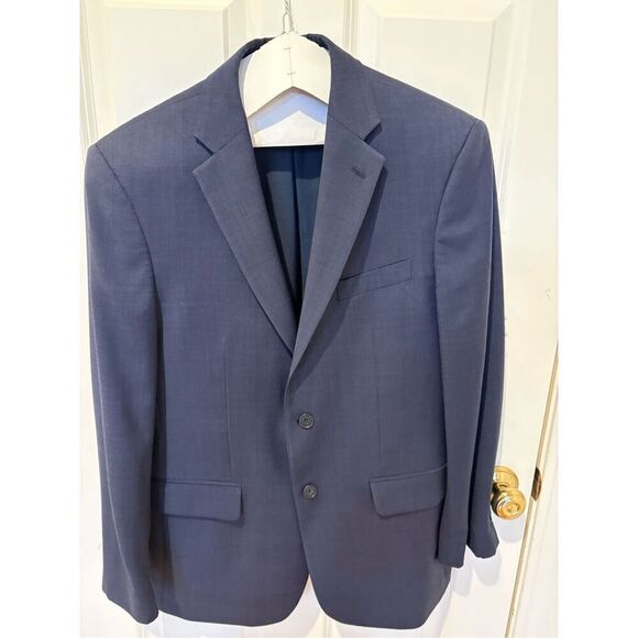 Jos A. Banks Men’s 2 Piece Suit, size 39 - Picture 3 of 16